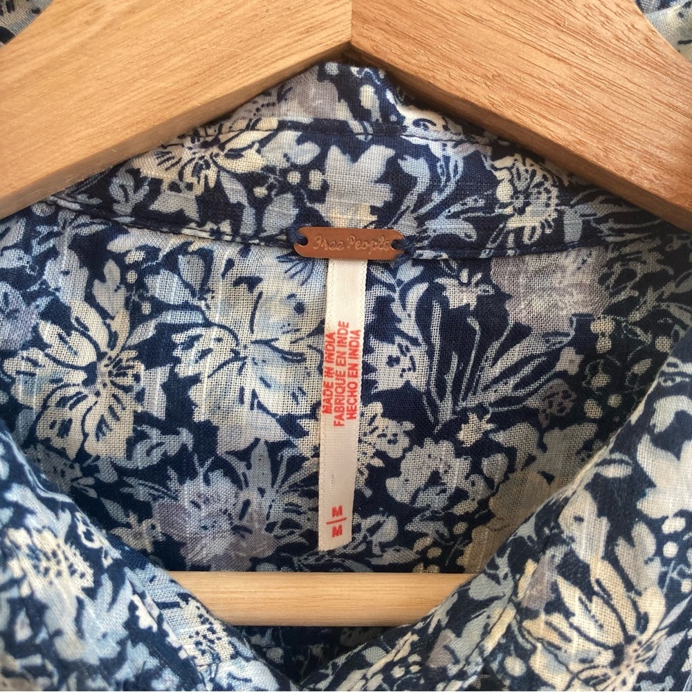 Free People Daybreak Printed Cotton Blouse in Chambray Combo Blue, Size M, NWOT - Picture 13 of 16